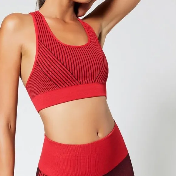 Alala Convertible Seamless Racerback  Bra