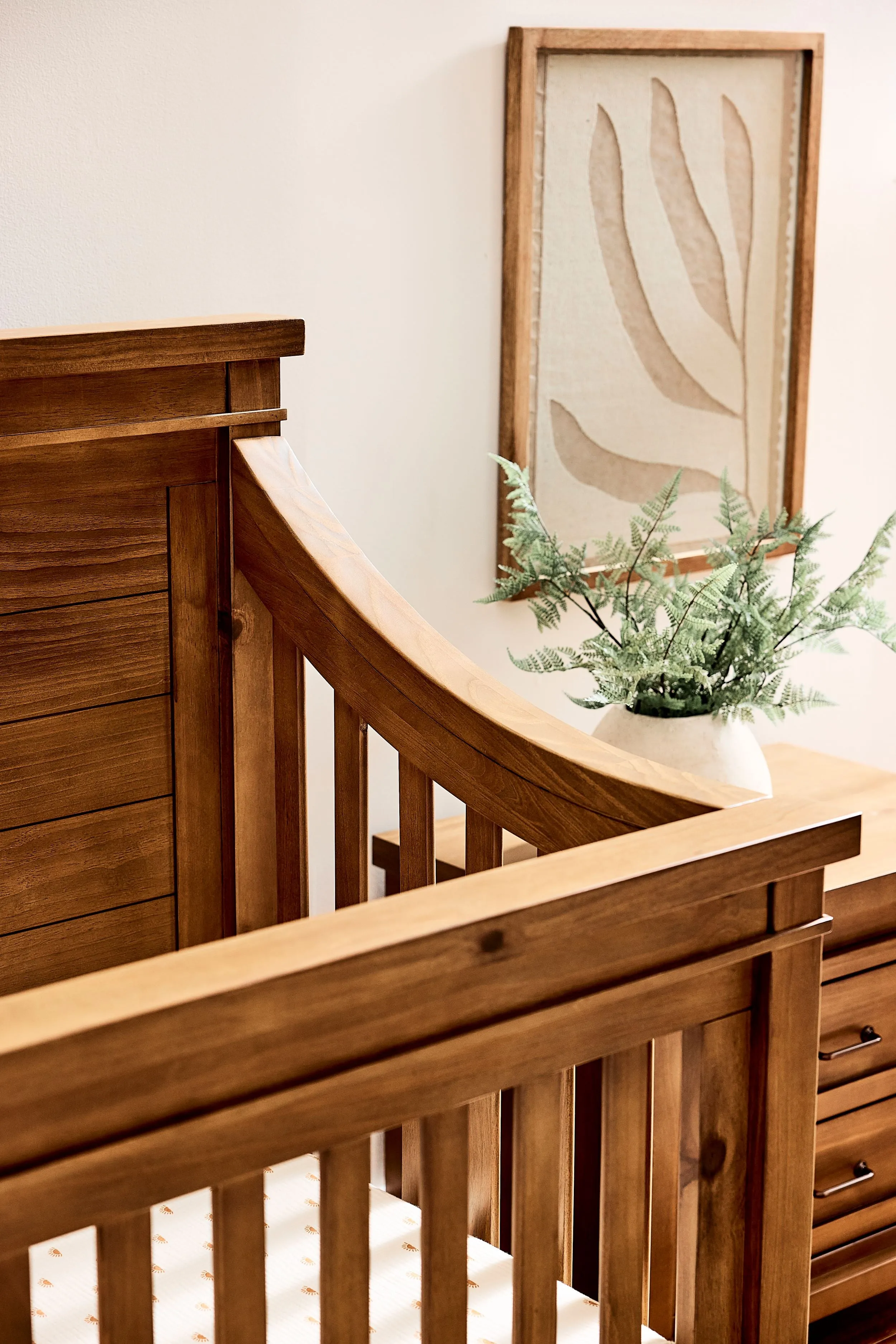 Appleseed Rowan Flat Top Convertible Crib