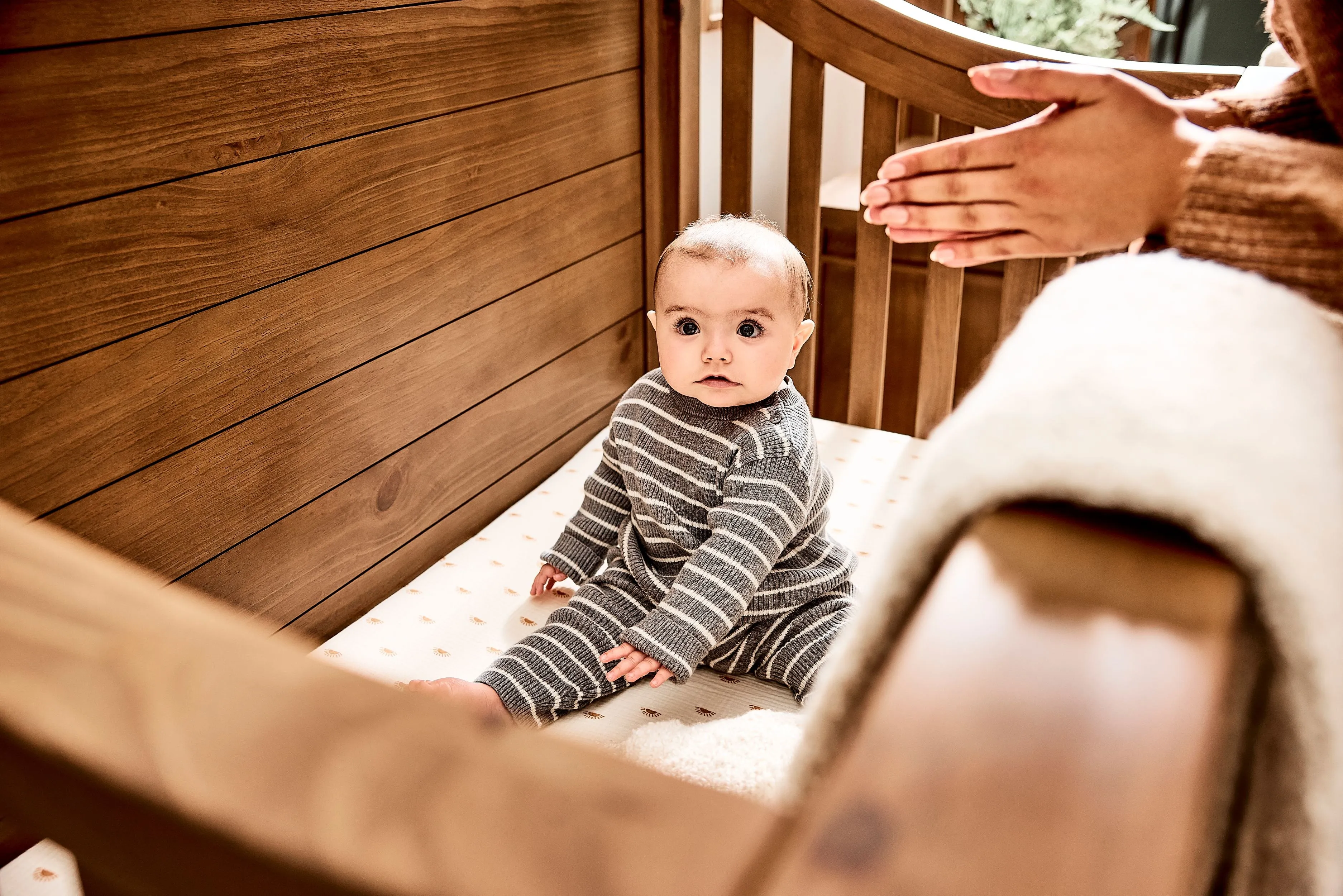 Appleseed Rowan Flat Top Convertible Crib