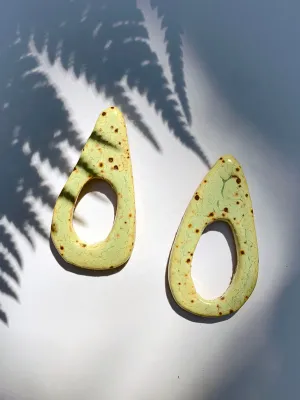 Avo Earrings