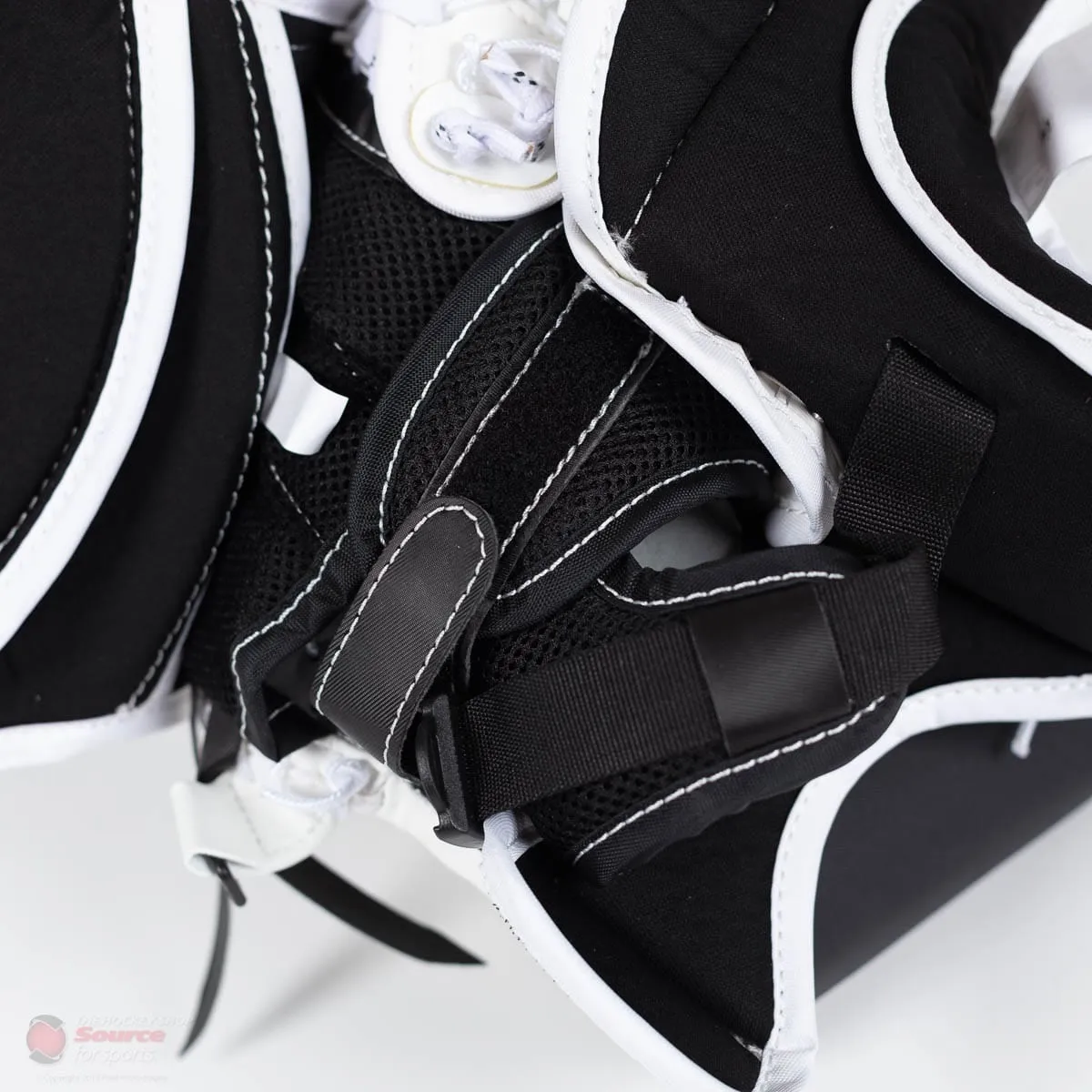 CCM Premier P2.5 Junior Goalie Catcher - Source Exclusive