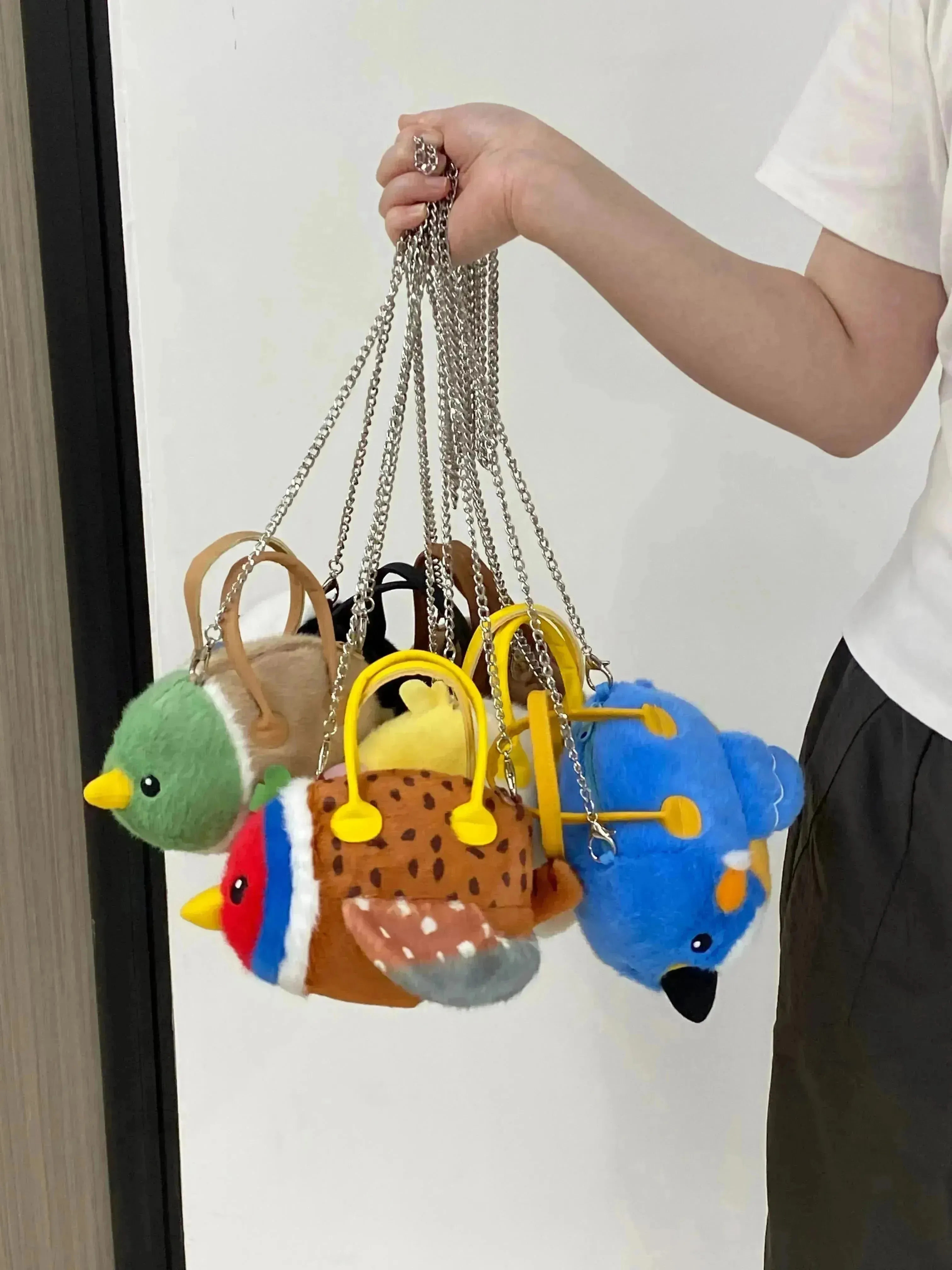 Feathered Friends Plush Handbags (20 cm)