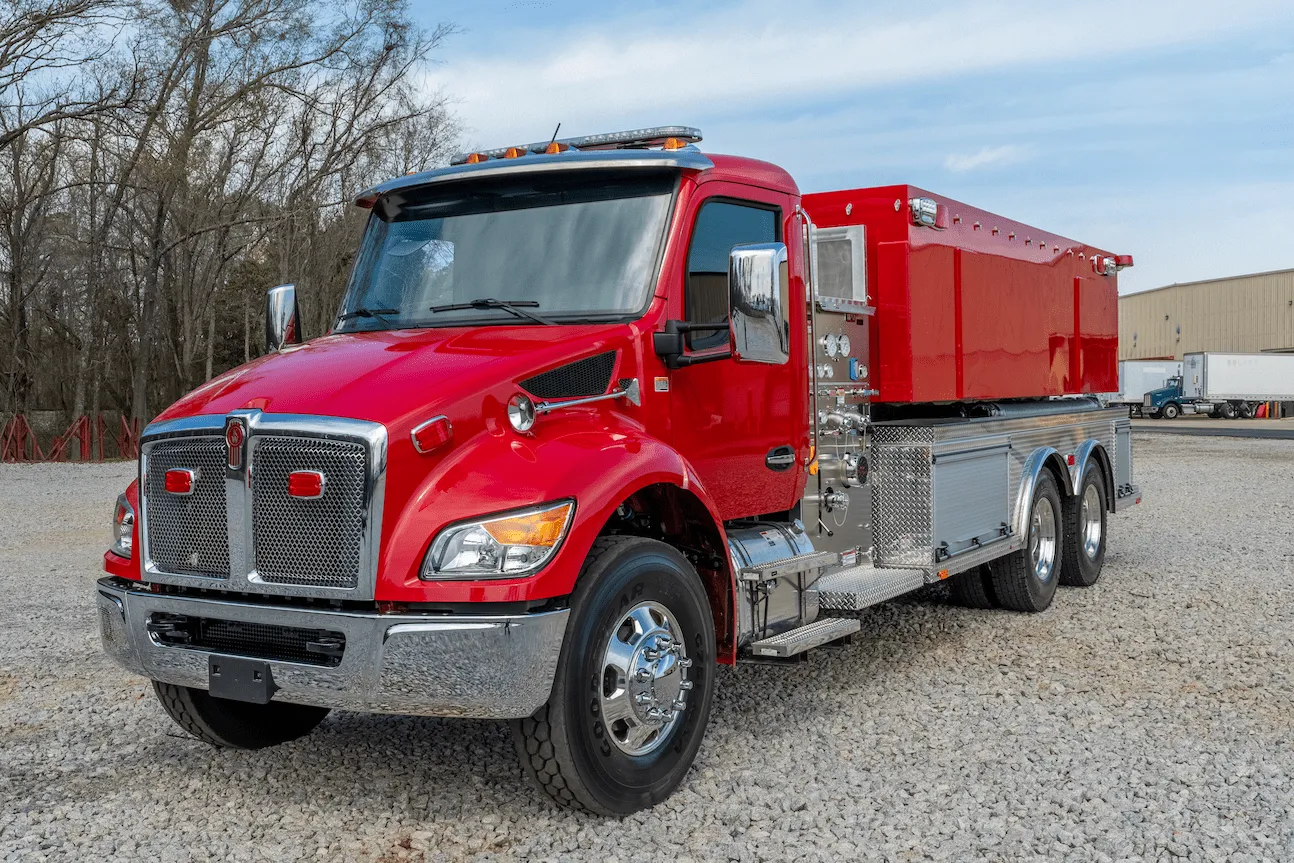 Fouts 3,000 Gallon Kenworth Tanker