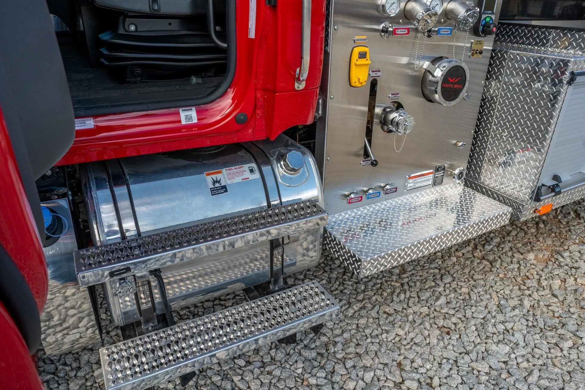 Fouts 3,000 Gallon Kenworth Tanker