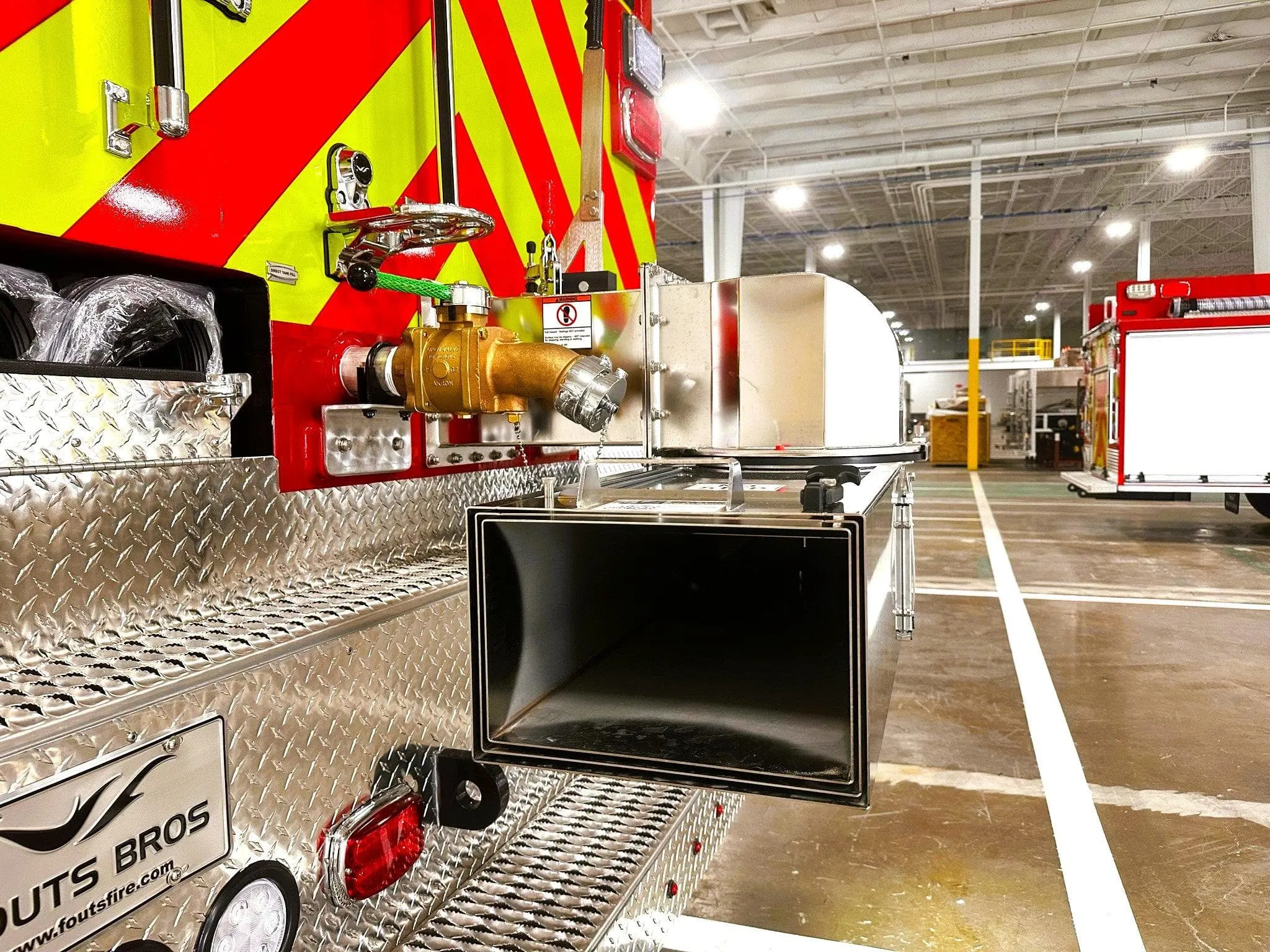 Fouts 3,000 Gallon Kenworth Tanker