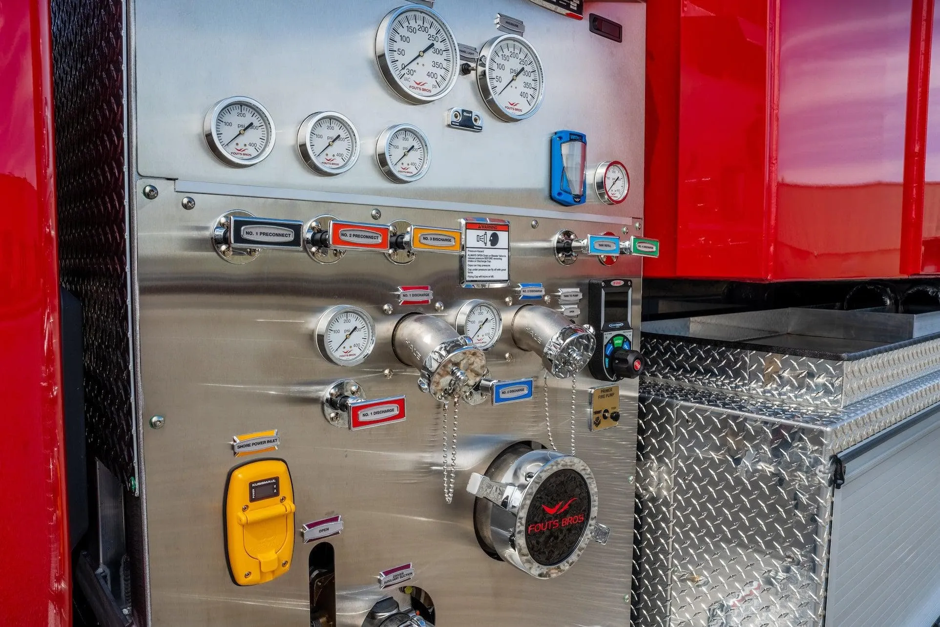 Fouts 3,000 Gallon Kenworth Tanker