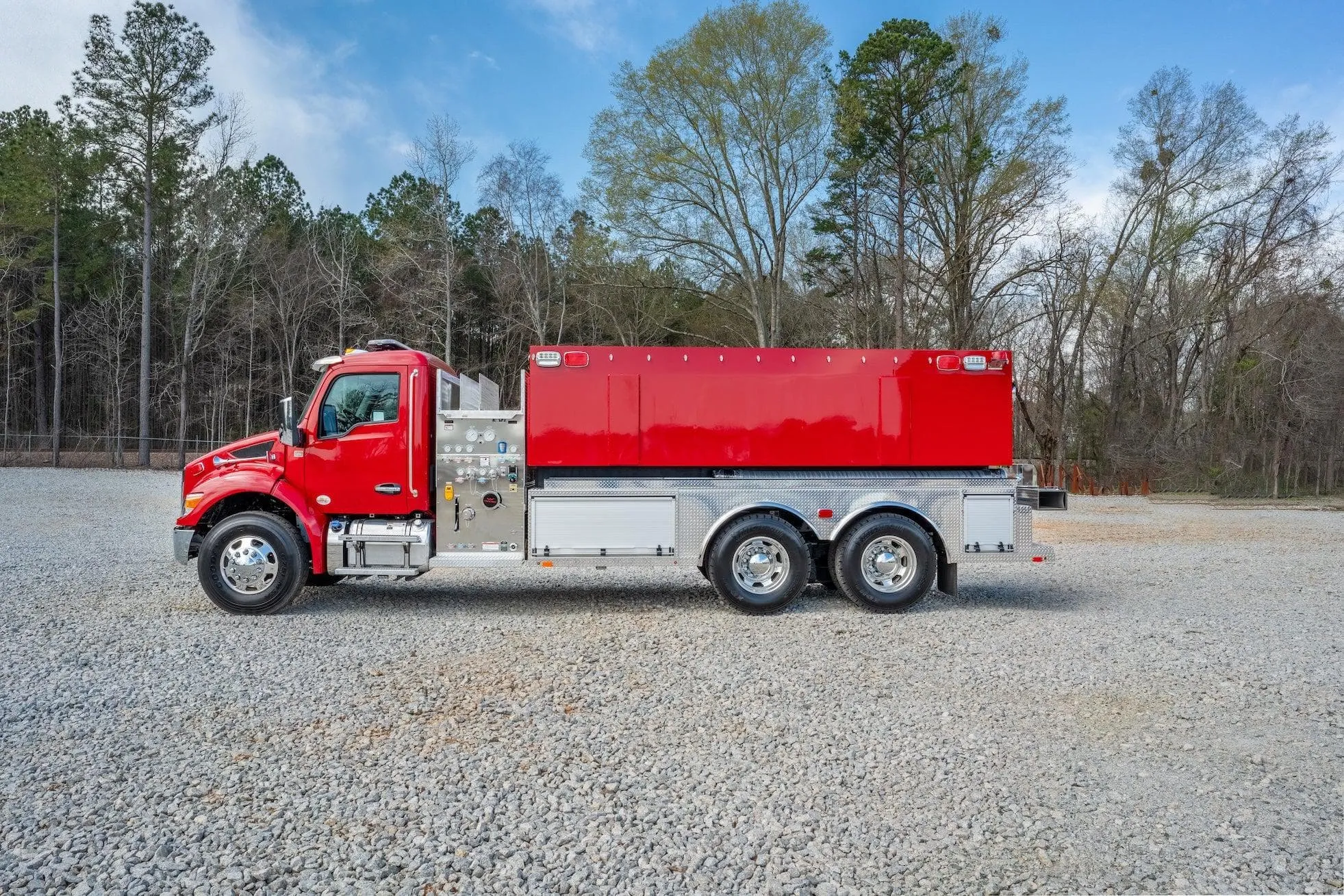 Fouts 3,000 Gallon Kenworth Tanker