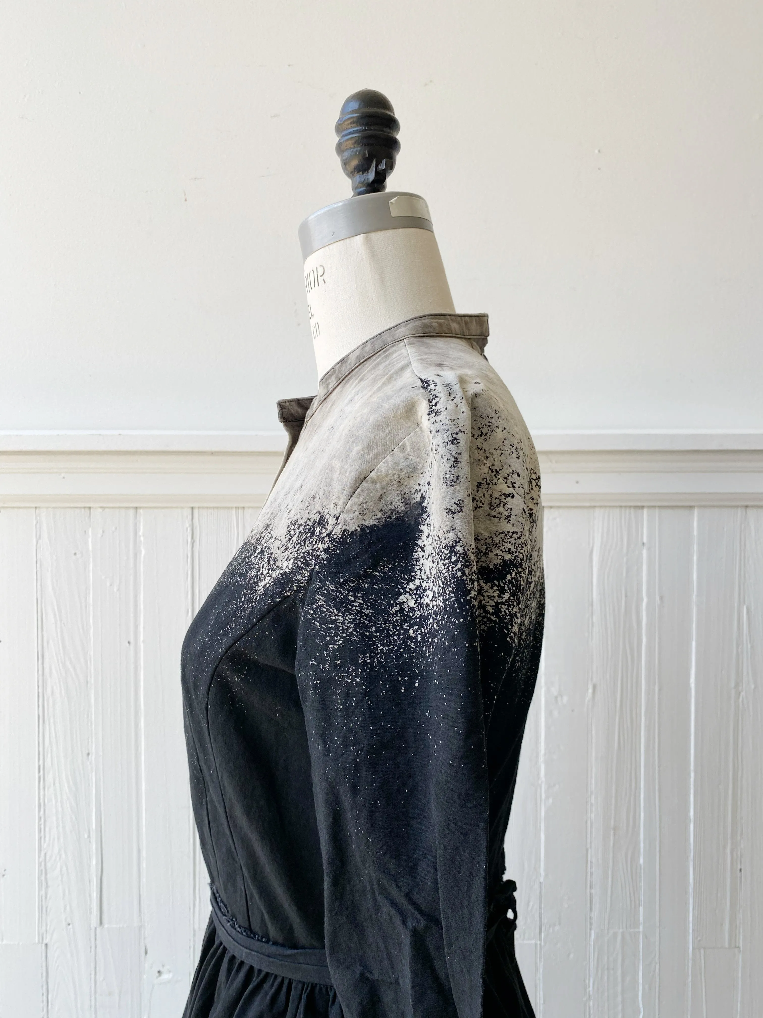 galaxy bleach worker dress in black