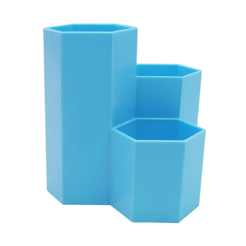 Honeycomb-Shaped Pen Holder