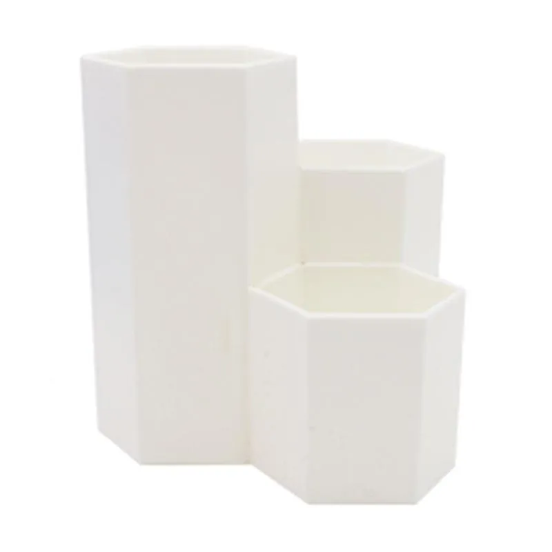 Honeycomb-Shaped Pen Holder