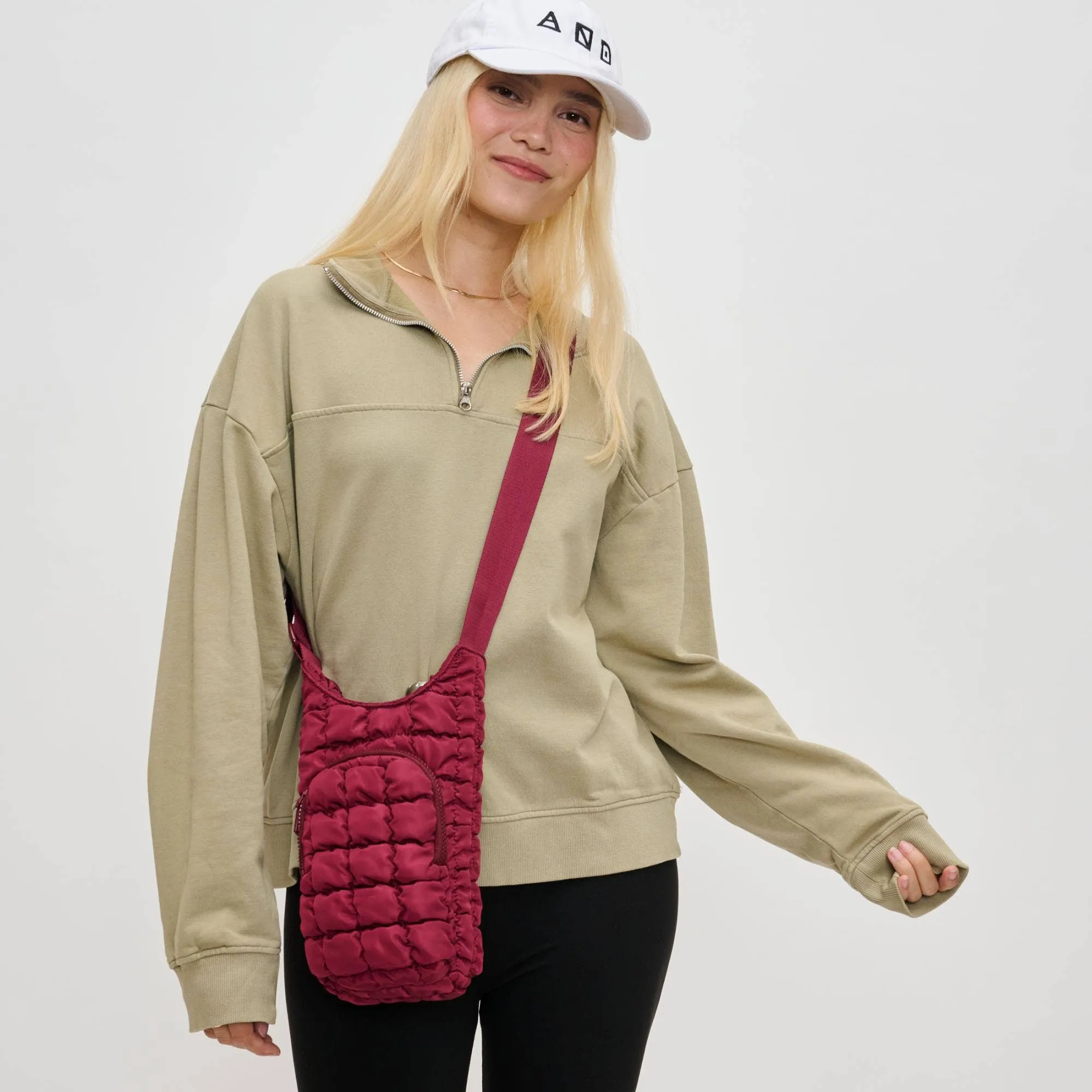 let it flow - quilted puffer water bottle crossbody bag