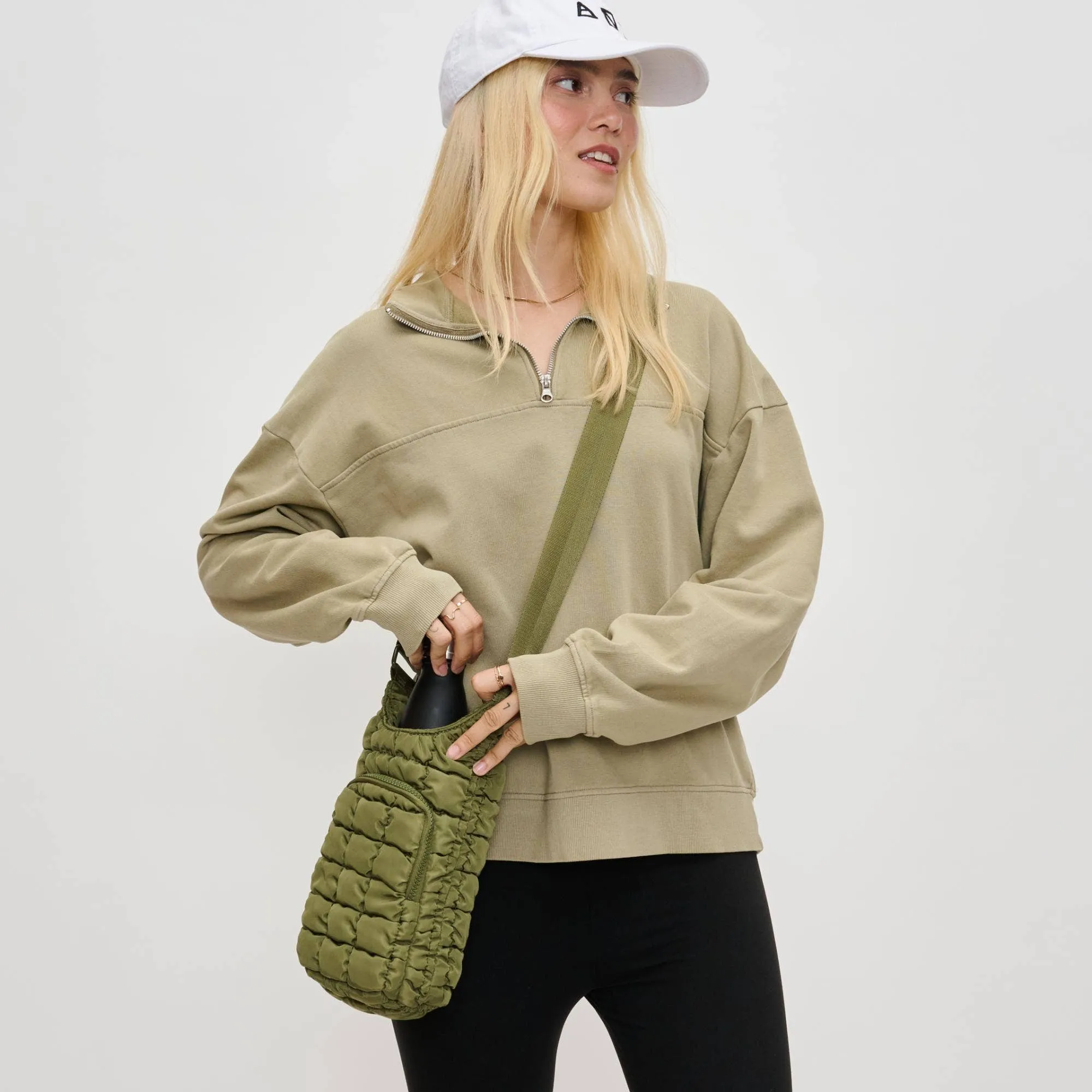 let it flow - quilted puffer water bottle crossbody bag