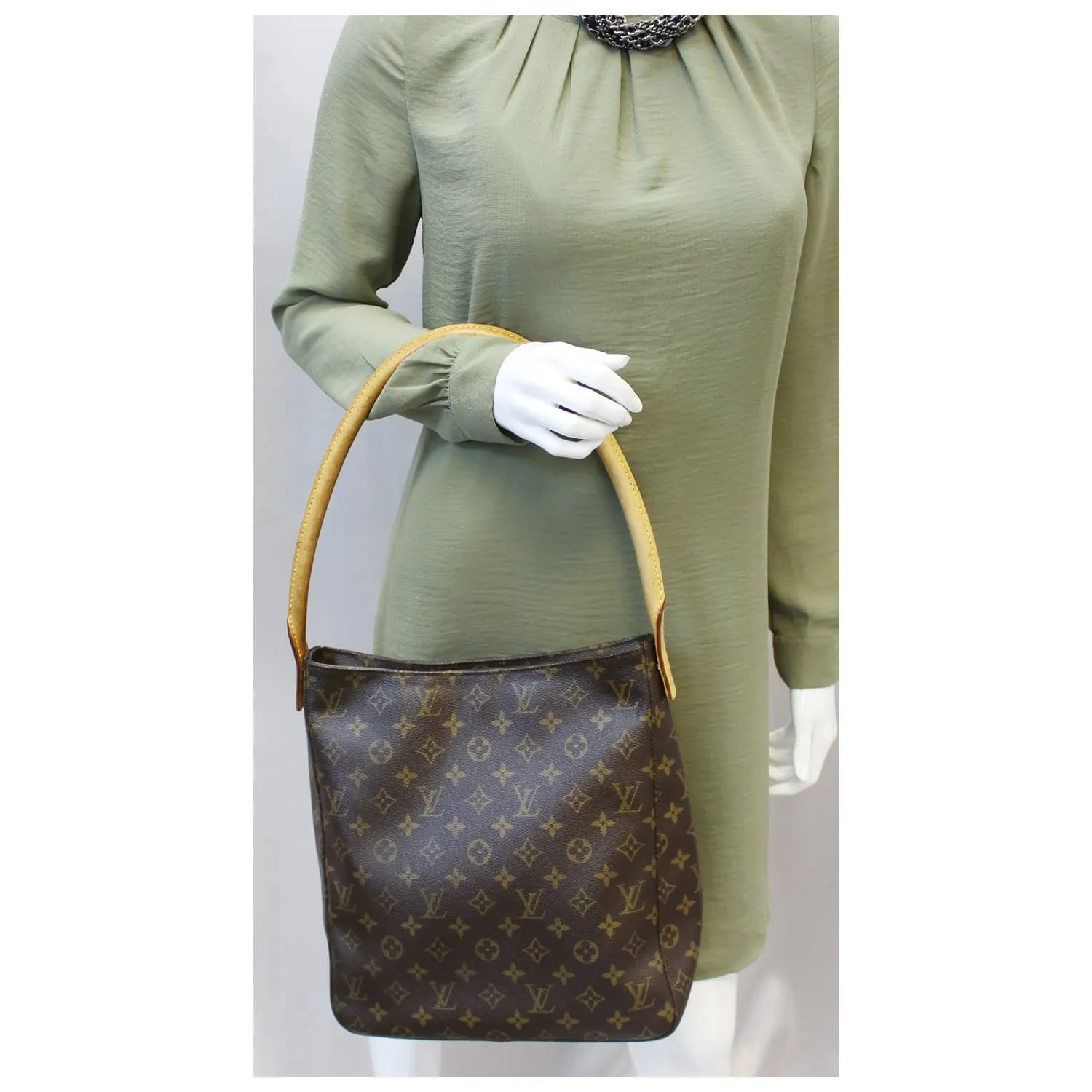 LOUIS VUITTON Monogram Canvas Looping GM Brown Shoulder Bag