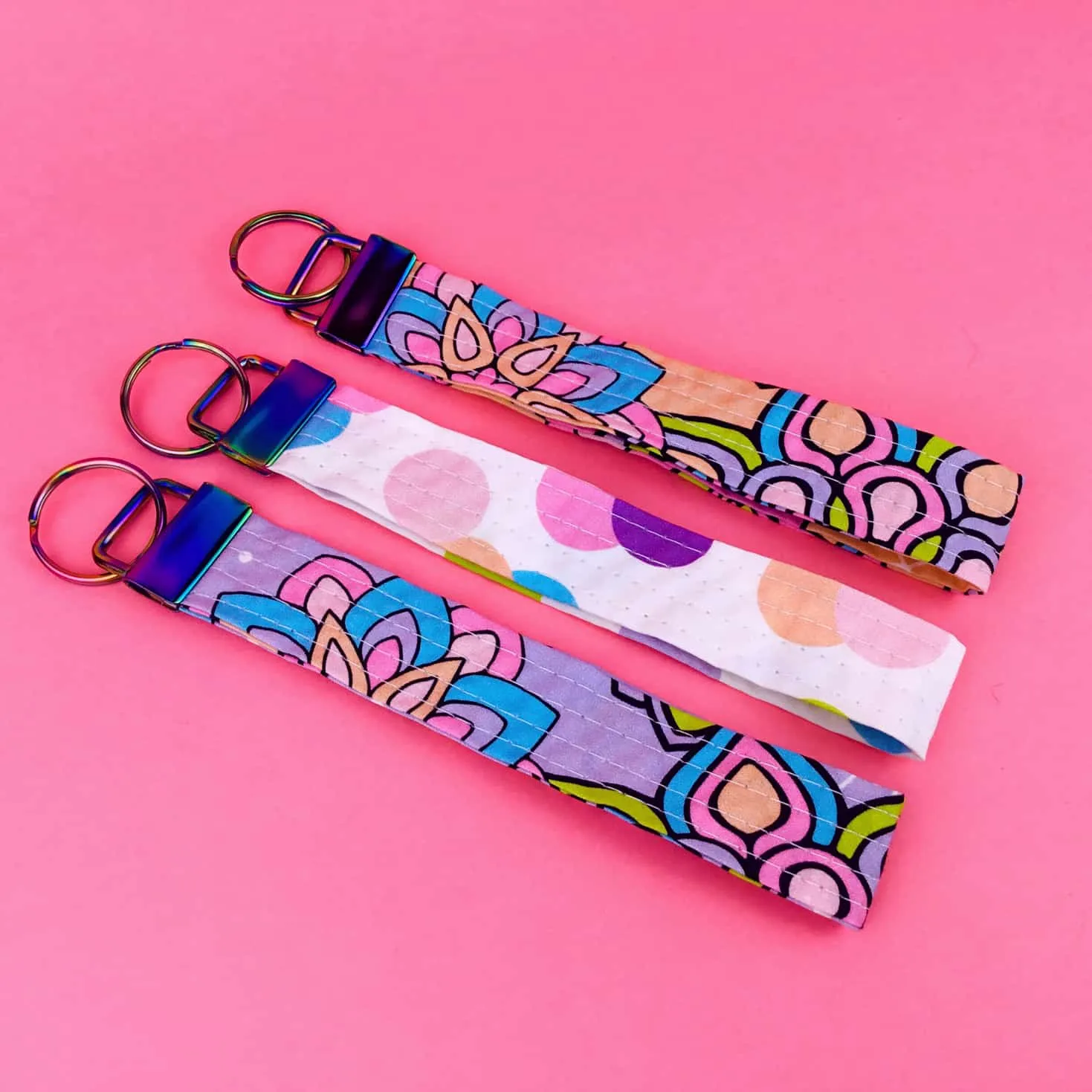 Mandala Magnifica Mauve Key Fob. Exclusive Design