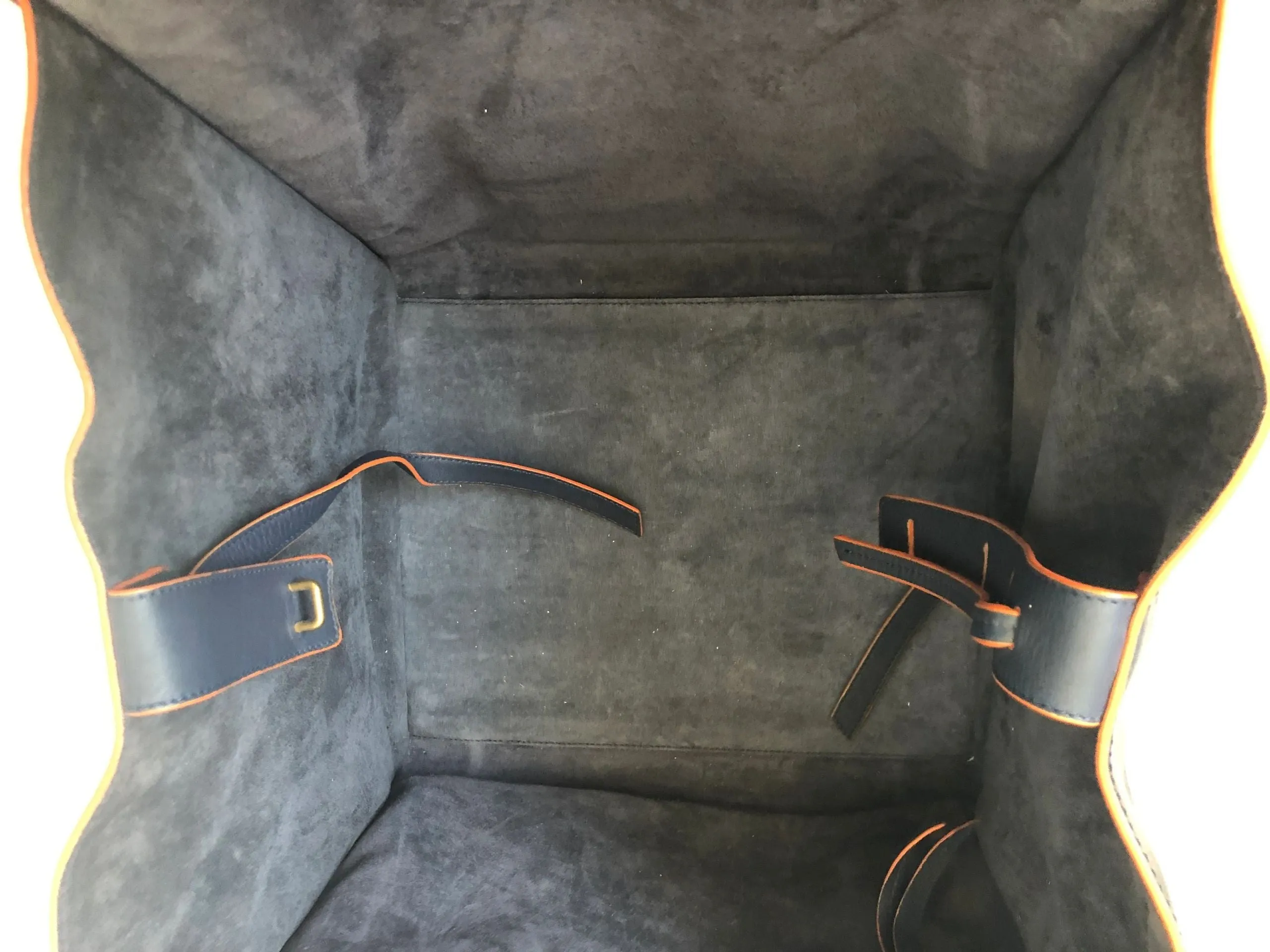 Medium Phantom Luggage Tote