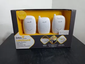 NEW Safety 1st Baby Monitor Lumisound Audio Monitor 900 Mhz 2 Receiver Set B