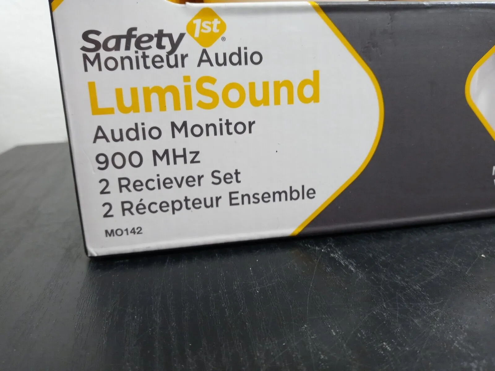 NEW Safety 1st Baby Monitor Lumisound Audio Monitor 900 Mhz 2 Receiver Set B
