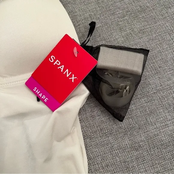 NWT SPANX Suit Your Fancy Plunge Low-Back Mid-Thigh Bodysuit linen XS