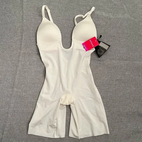 NWT SPANX Suit Your Fancy Plunge Low-Back Mid-Thigh Bodysuit linen XS