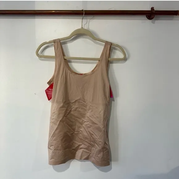 NWT Spanxs Thinstincts 2.0 Tank Top Beige
