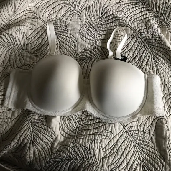 NWT Torrid Strapless Microfiber Lace Bra Underwire 50B Bridal Lingerie Plus 50B