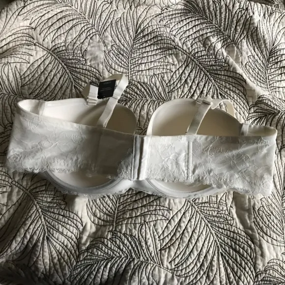 NWT Torrid Strapless Microfiber Lace Bra Underwire 50B Bridal Lingerie Plus 50B