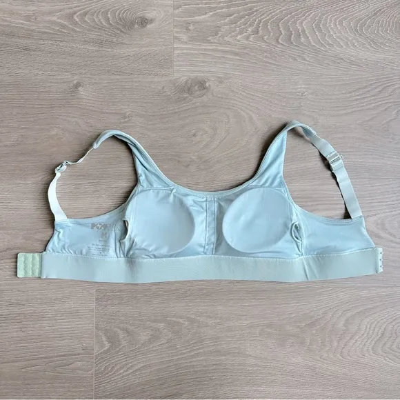 Popflex Ribbed Extra Compressive Athletic Scoop Bra in Seafoam