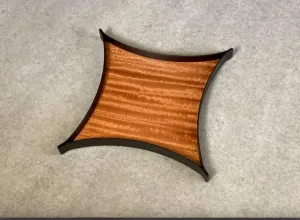 Quadrangle Tray