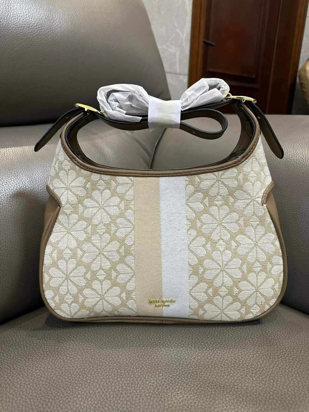 Quality sling bag for women