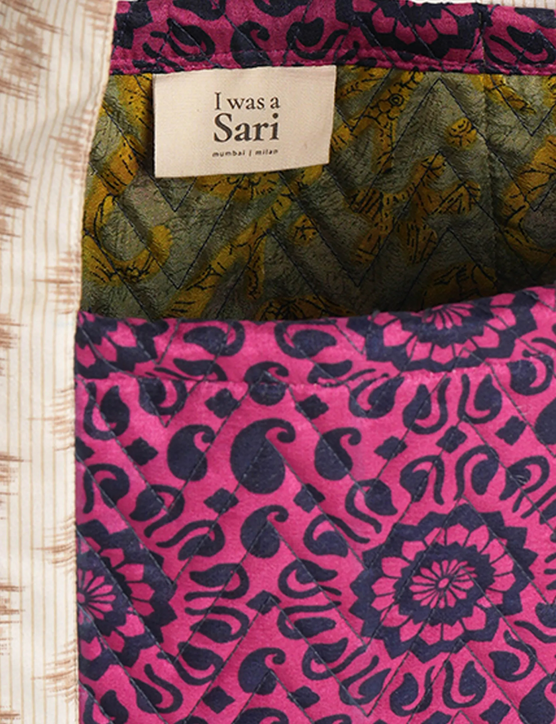 QUILTED TOTE BAG
