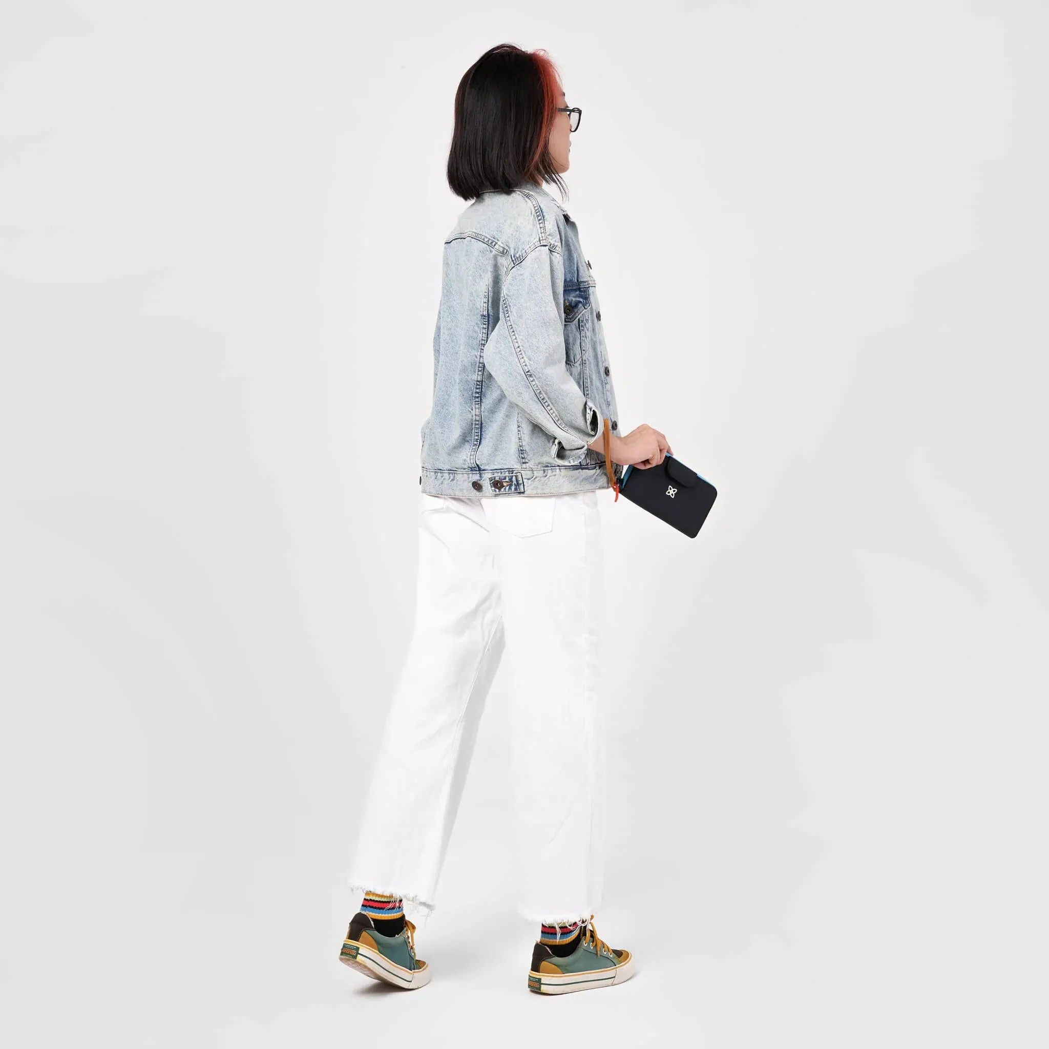 Sherpani Tulum Long Wristlet Wallet chromatic