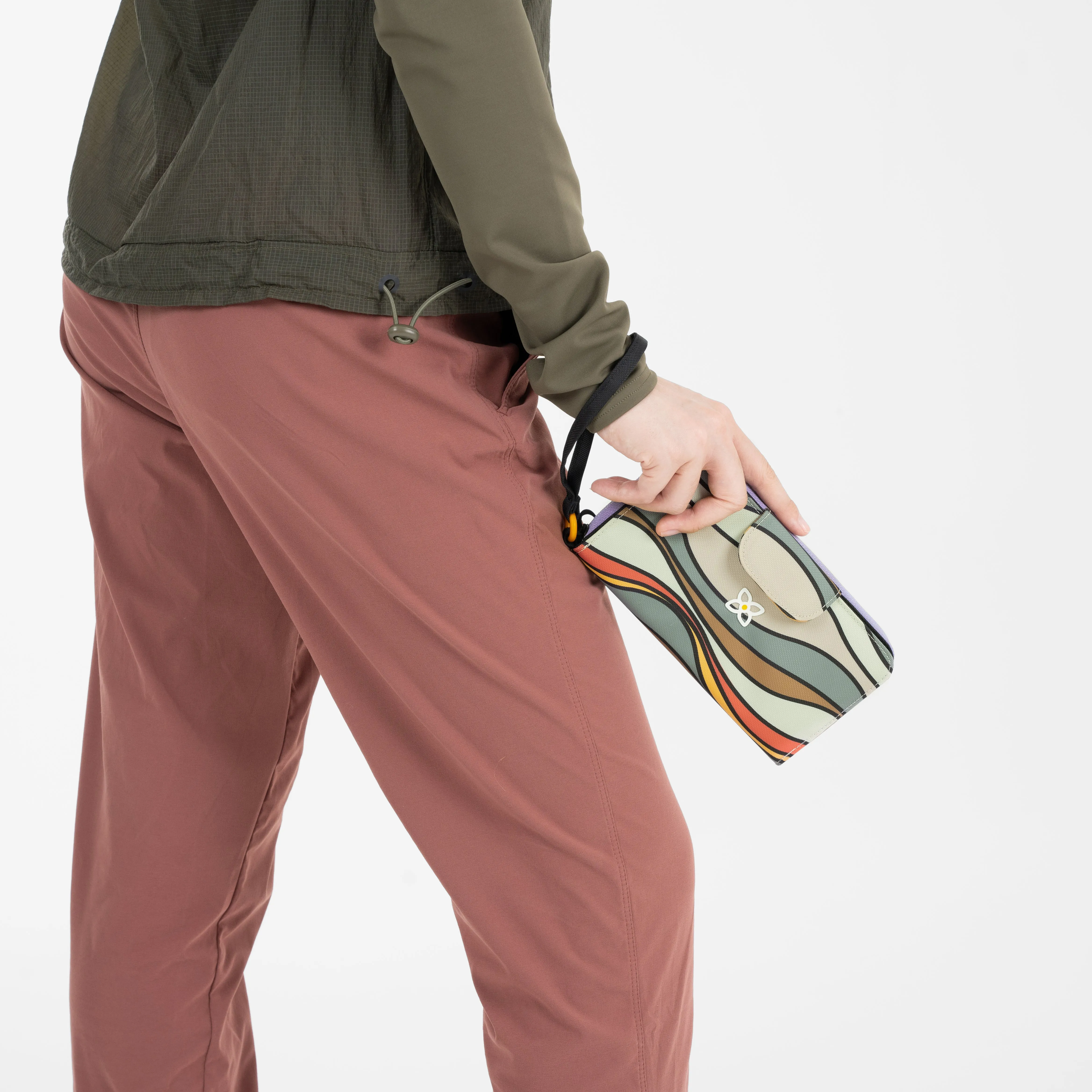 Sherpani Tulum Long Wristlet Wallet ventura '73