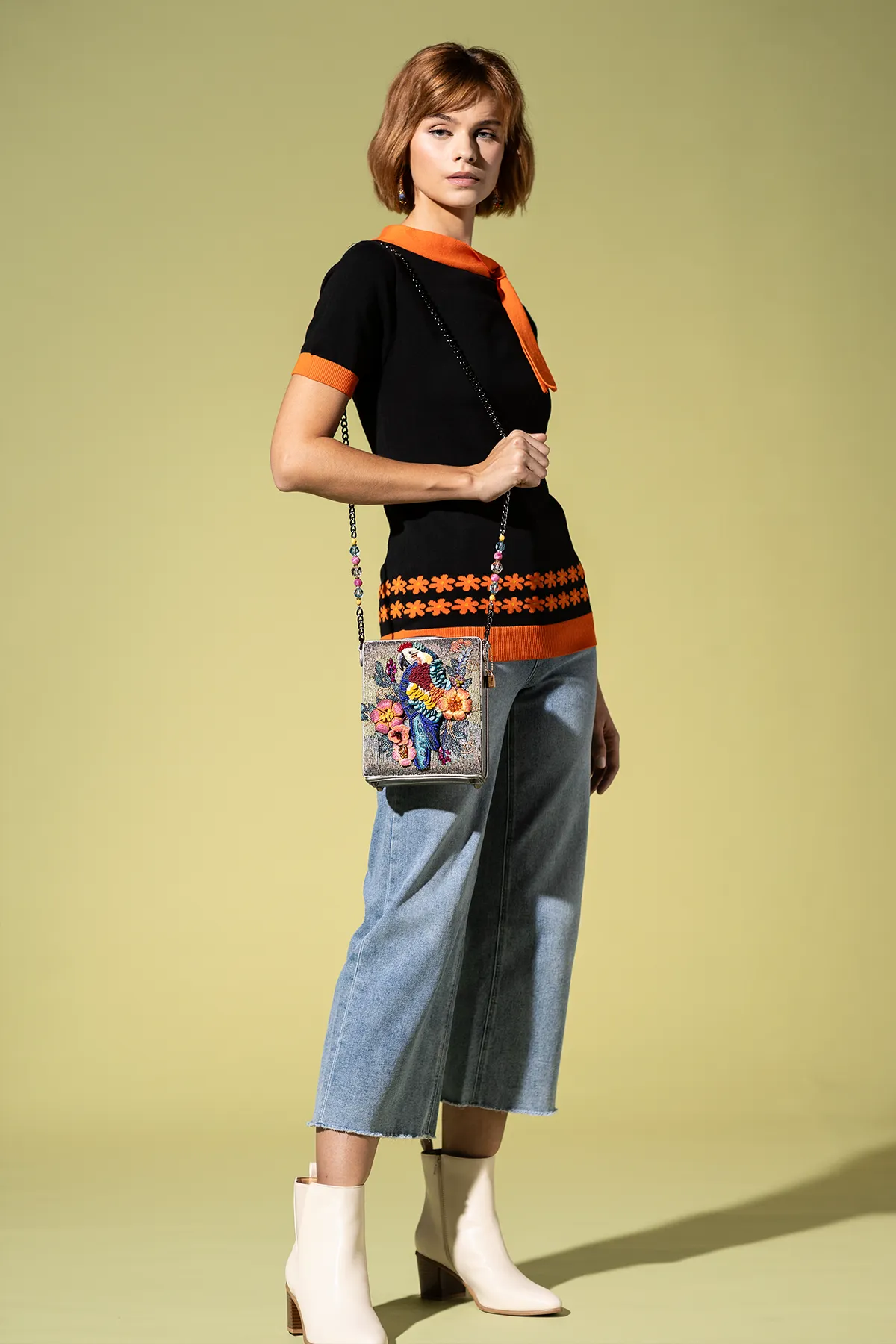 Sitting Pretty Parrot Handbag