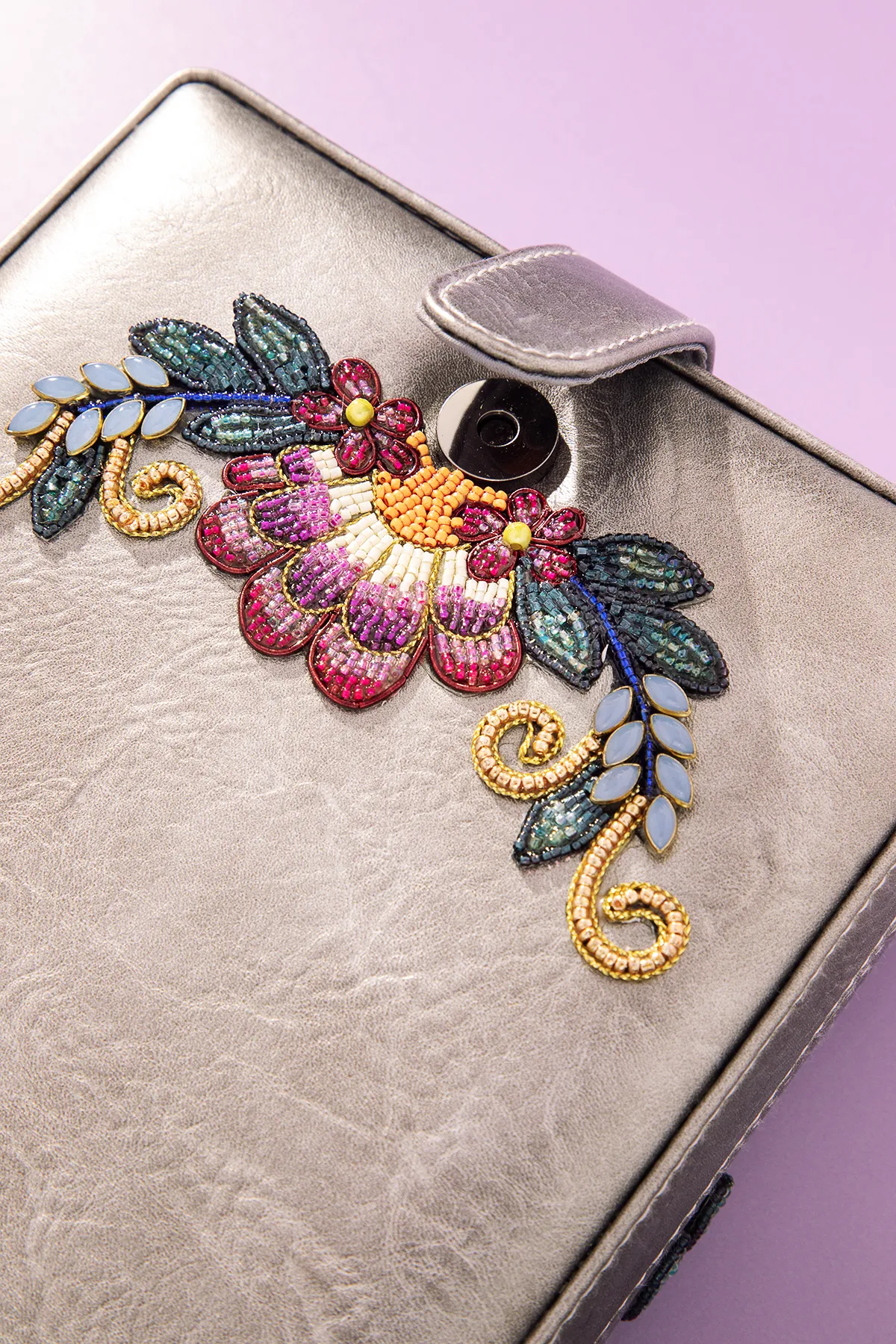 Sitting Pretty Parrot Handbag