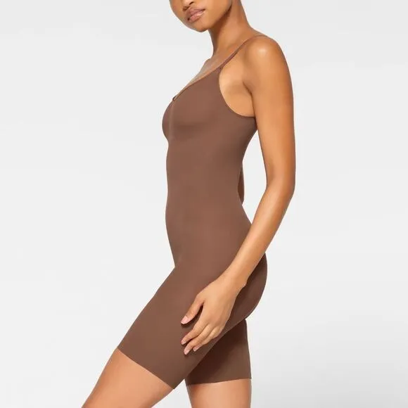Skims Everyday Sculpt Mid Thigh Bodysuit In Jasper Size L NWT