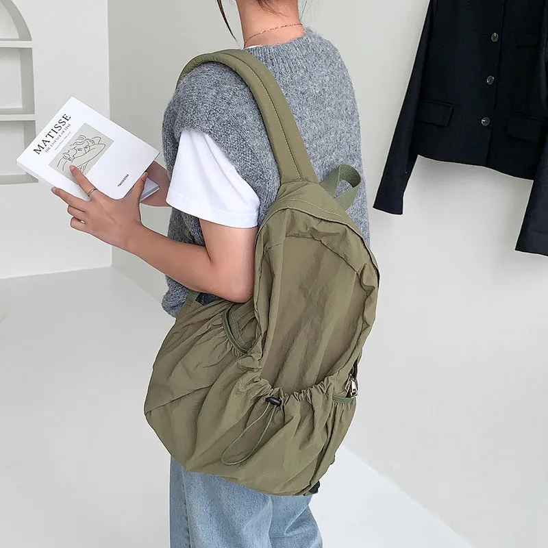 Style Large Capacity Nylon Lightweight Leisure Backpacks