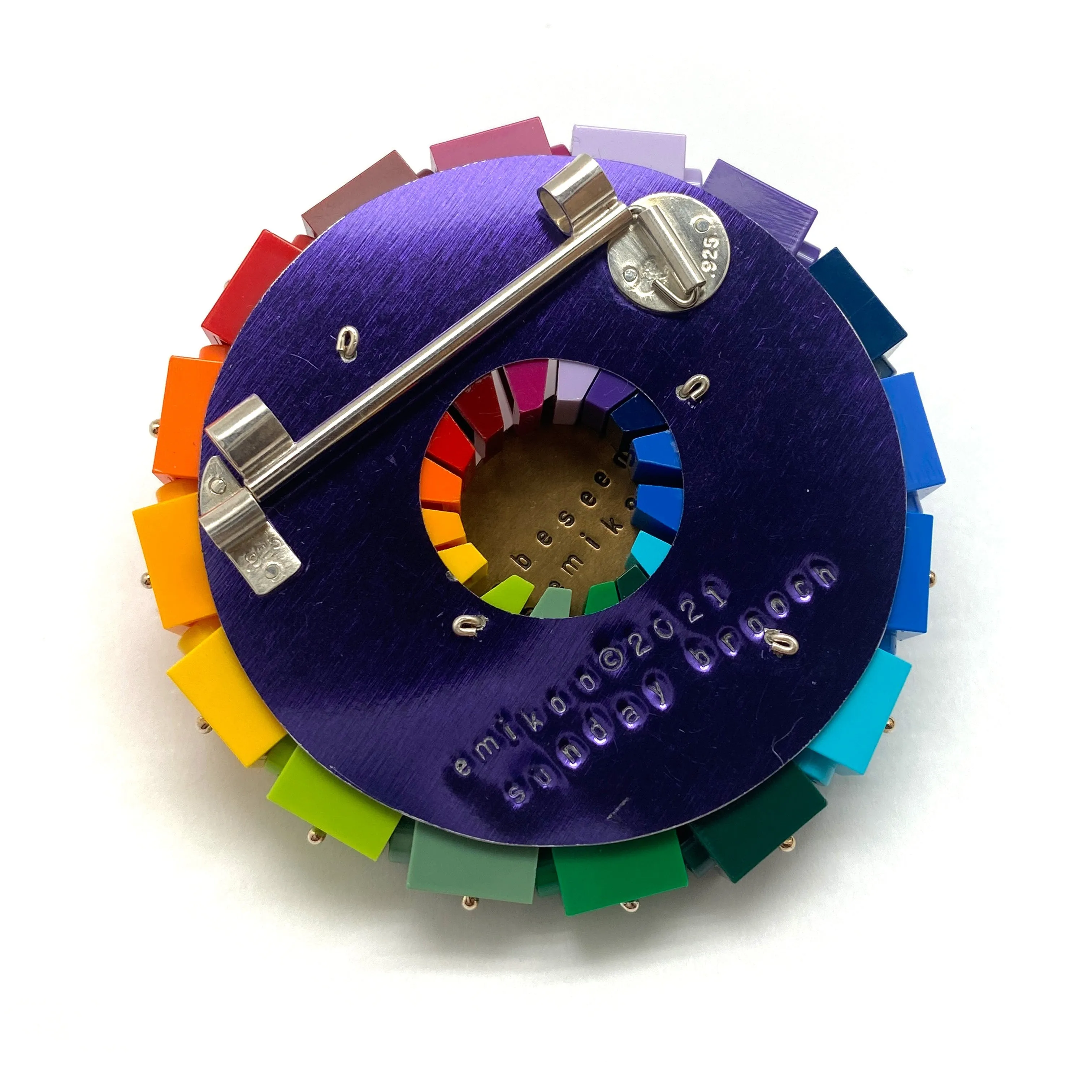 Sunday Convertible Pin and Pendant