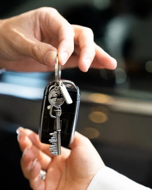 THE POST OAK | Key Shaped Skyline Keyring