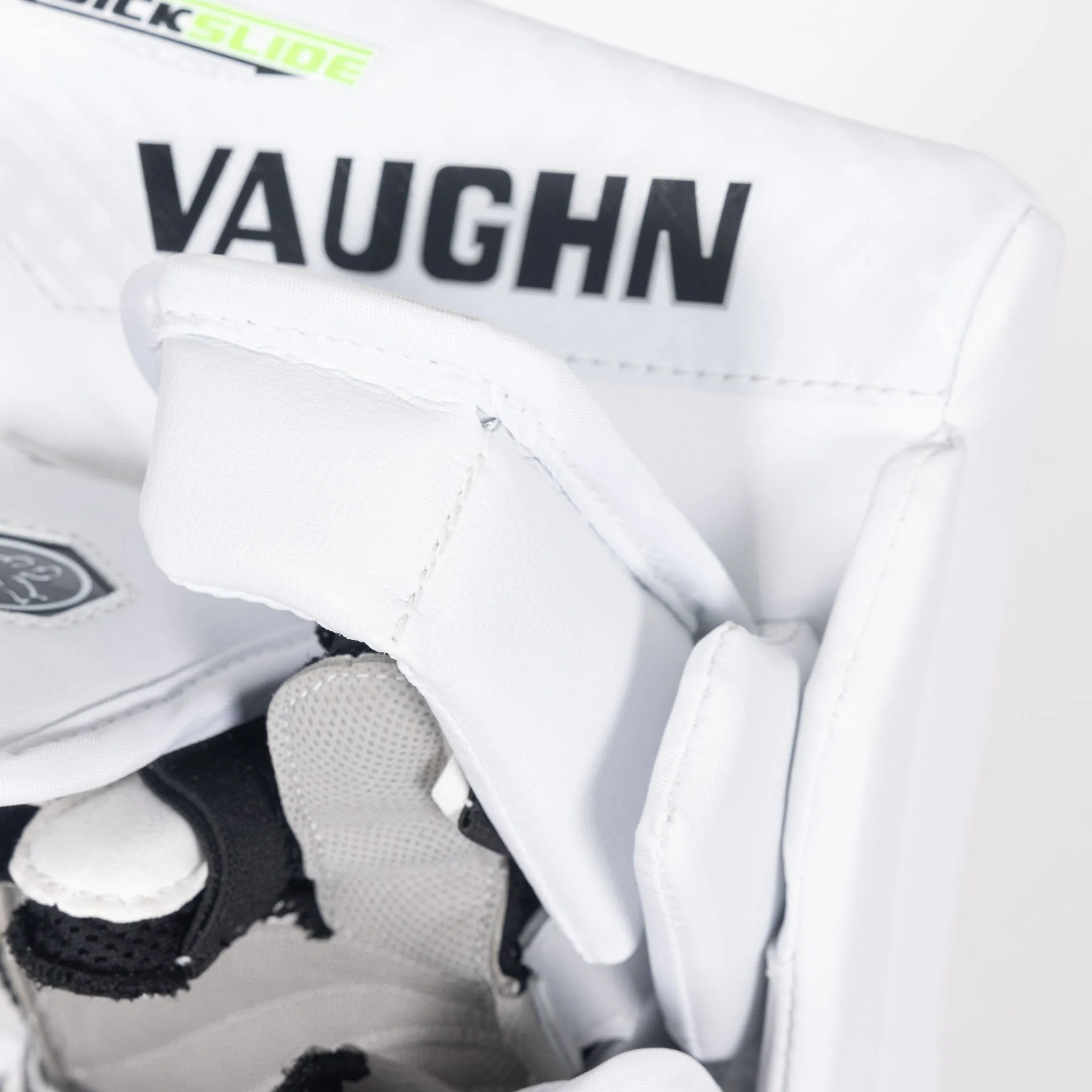 Vaughn Ventus SLR4 Pro Carbon Senior Goalie Blocker