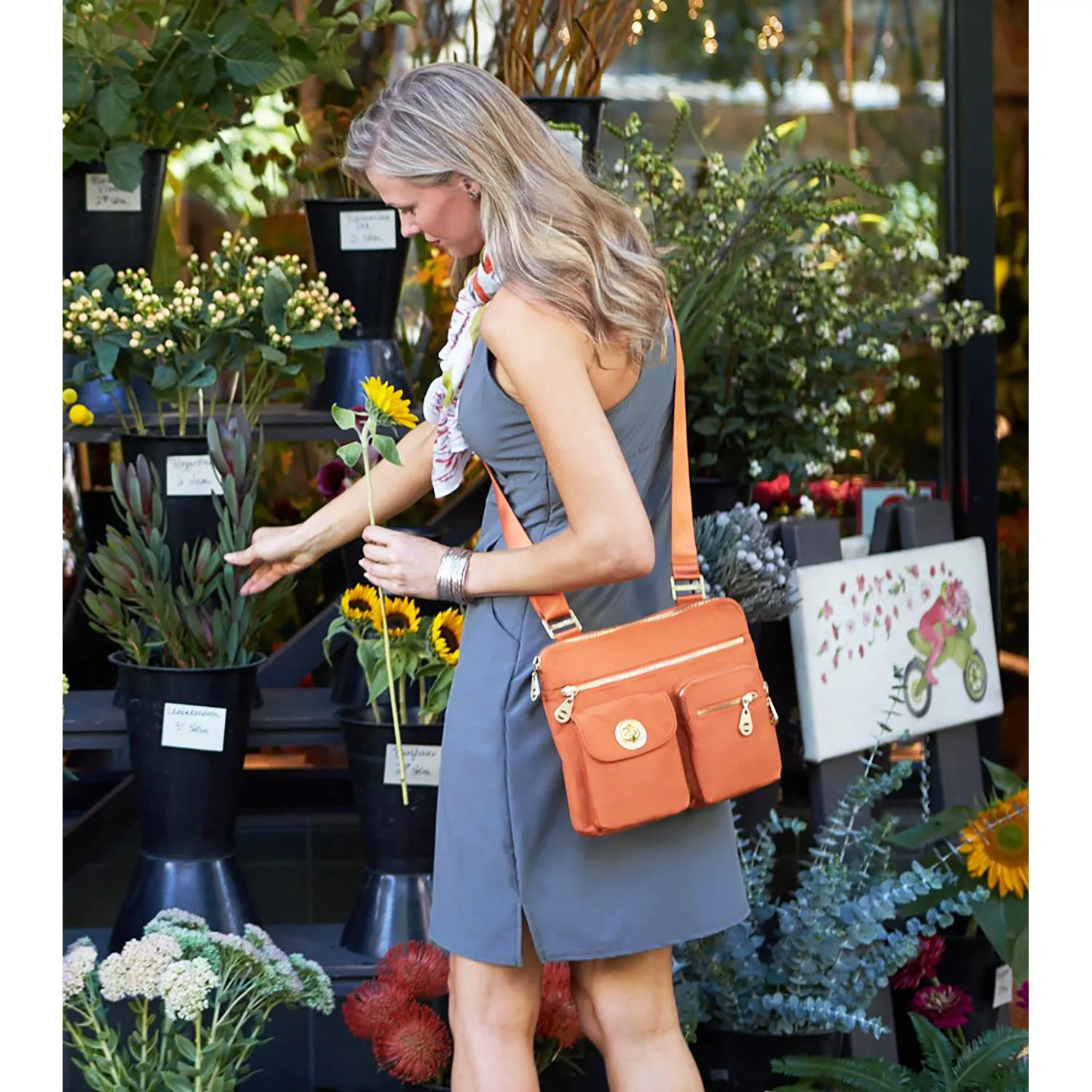 Women's Baggallini Sydney Crossbody Bagg Scarlet Nylon
